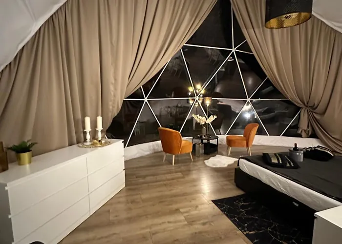 Ranczo Targowka - Glampy I شقة Malanow